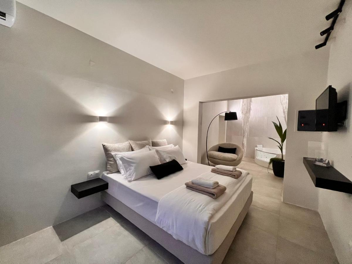 Perla Coco Jacuzzi Suites 干尼亞 外观 照片
