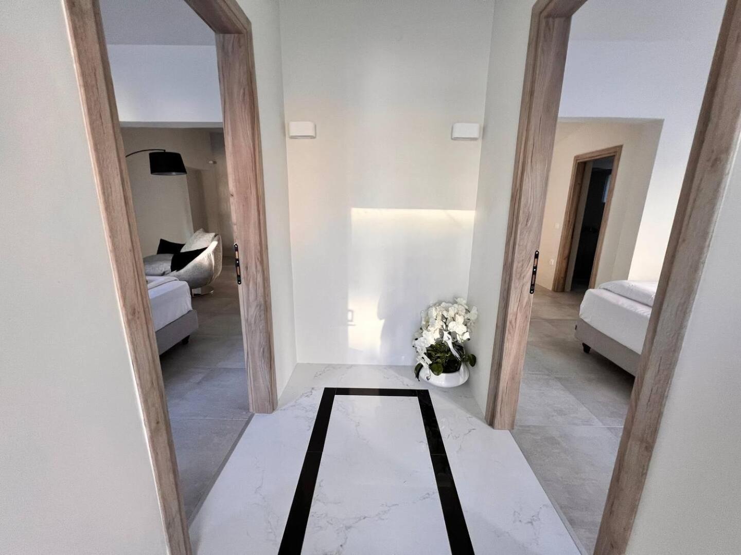 Perla Coco Jacuzzi Suites 干尼亞 外观 照片